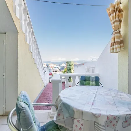 Beach Holiday Baska Exterior photo