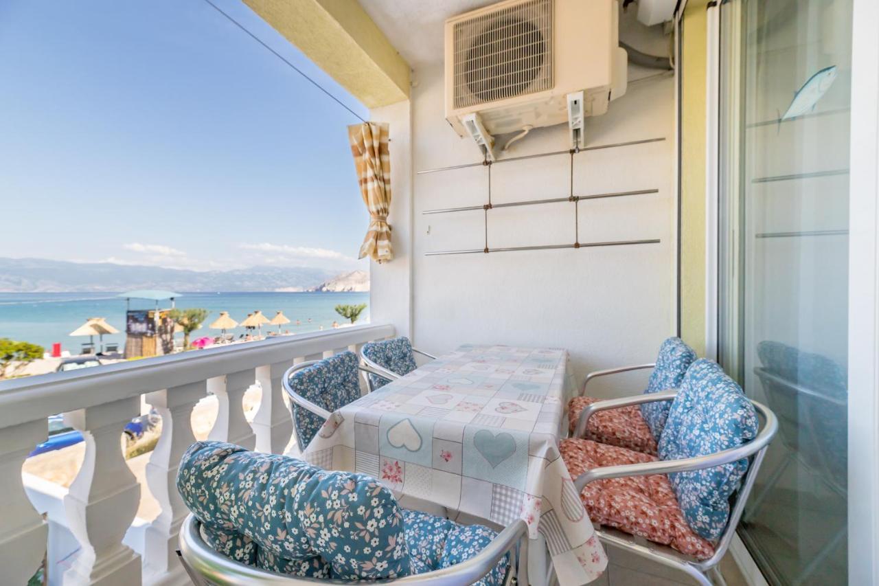 Apartment Beach Holiday Baska *