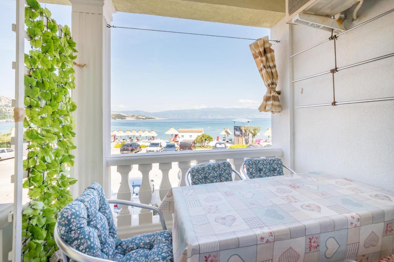 Beach Holiday Baska Apartment