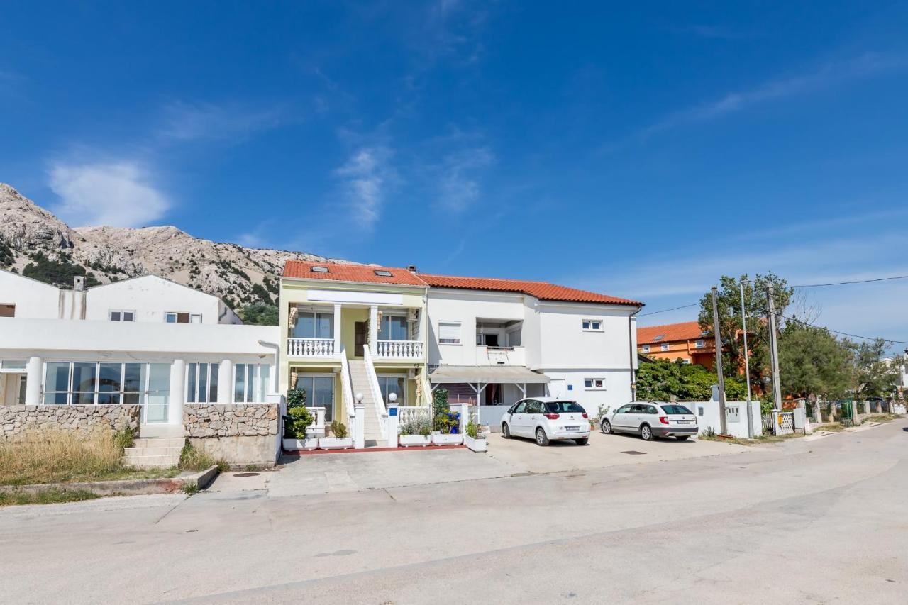 Apartment Beach Holiday Baska